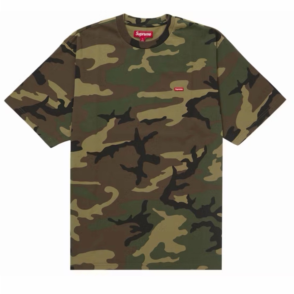 Supreme Camo tee size L